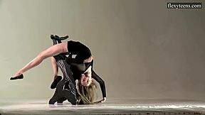 Sofia zhiraf's athletic build and acrobatic skills on display in this video