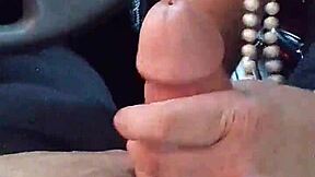 Samantha gives a great blow job outdoors with her lover