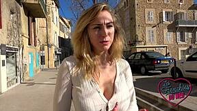 Real estate agent Elisa, 26 years old, hot and sensual