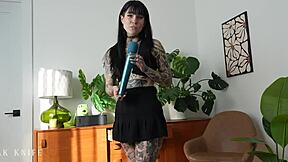 Alternative beauty gets naughty with step-sister’s best friend