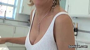 Gill Ellis, the English housewife with natural big tits, in a sex video