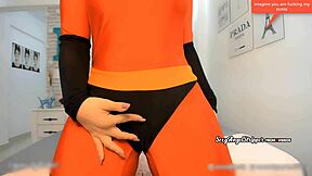 Sexy cosplay girl dares you to control yourself