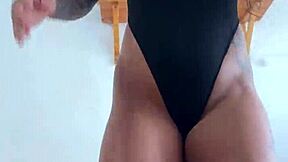 Long-legged beauty gets hard anal and cum swap in HD