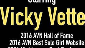 Lesbians Vicky Vette and Nikki Benz in hot action