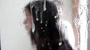 Women who like to spit during sex