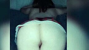Pretty young girl masturbates and wants to be fucked