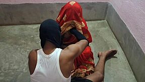 Dude, this Indian housewife’s suhaagraat is pure fire at home!