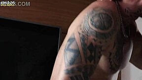 First time gay experience with bodybuilding daddy