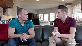 Straight guy turns gay in improv class with Nextdoorraw