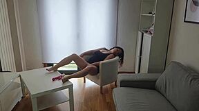 Hot milf gets cum inside her hairy pussy lips