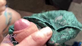 Beautiful stepmother gets a hot creampie while on the phone at work