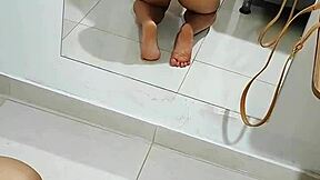 Sexy Japanese amateur gets pucked by horny stud