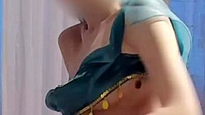 Japanese beauty shines in an erotic sexy costume for solo display