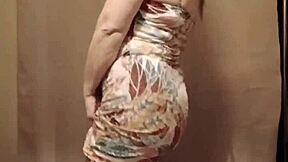 Housewife in buttplug and stockings, 2024 September 18