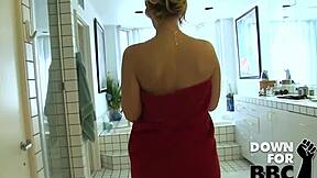Cheating housewife gets her ass pounded by BBC