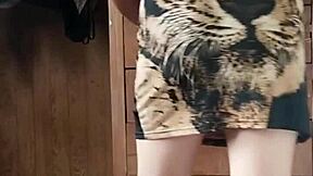 Beautiful Colombian woman in hot scene with hidden camera