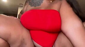 Big beautiful women Sofia Diaz and Fernandomx meet on Tinder