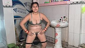 Puja Bhabhi's big cock anal scene