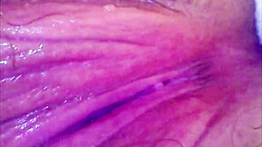 Stunning climax with a hollow glass dildo and cam
