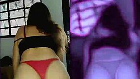 Beautiful woman with a nice ass, solo performance