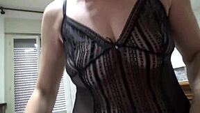 Hot Italian grandma gets it hard in group sex