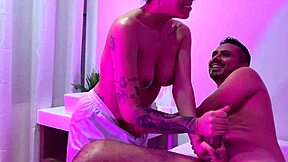 Venezuelan masseuse gives the best massage ever