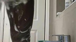 Dwigh45 enjoys eating pussy and gives a hot solo performance