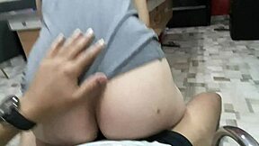 Boquete beauty gets a facial in this amateur video