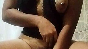 Solo amateur girl showing off her big ass and tits while she masturbates