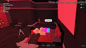 Futa guy banged a slut in the nightclub, not bad