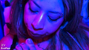 Paola enjoys foot fetish by licking her toes, but not only that
