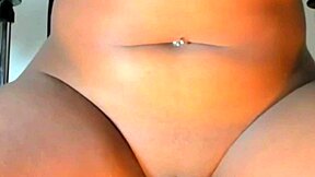 This black woman has a nice and appetizing pussy, she likes to have sex with a passionate partner