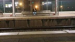 I picked up a girl at the train station and fucked her there