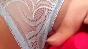 Me masturbo pensando en un pene, me encanta eyacular pensando en tu gran pene