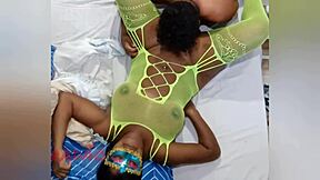 latina puta cums hard during sloppy oral session