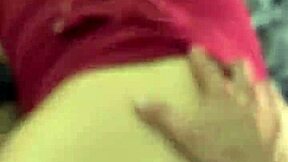 mi compañera de cuarto me chupa y la pongo en cuatro. me vengo dentro de su apretada vagina!