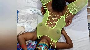 latina puta cums hard during sloppy oral session
