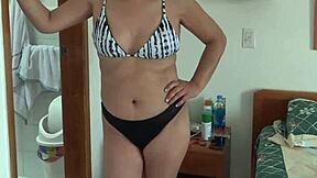 Beautiful Stepmother on Beach Slips into Bikini to Flash Her Curves for Strangers