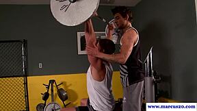 i love watching wellbuilt jocks buttfuck and cocksuck in hot action