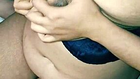 Hot Desi Indian Bhabhi Shows Off Big Juicy Boobs