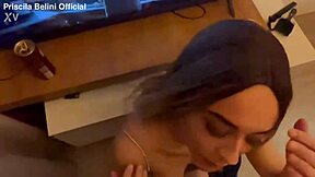 Loira Gostosa Gagging Hard on Raw Cock