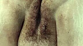 i can’t stop watching this fat hairy pussy fisted up close