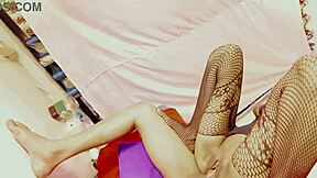 sistya, wanna see us bangin’ hard tonight?
