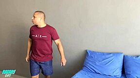 Secretária Milf Gostosa Offers Her Tight Ass to the Boss