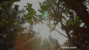 i love how yanks babe taliah mac reaches that intense outdoor orgasm with her big clit